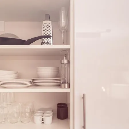 Apartment Hochwertig - Ruhig - Parkplatz - 15 Min Zur Messe *