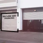Hochwertig - Ruhig - Parkplatz - 15 Min Zur Messe Düsseldorf