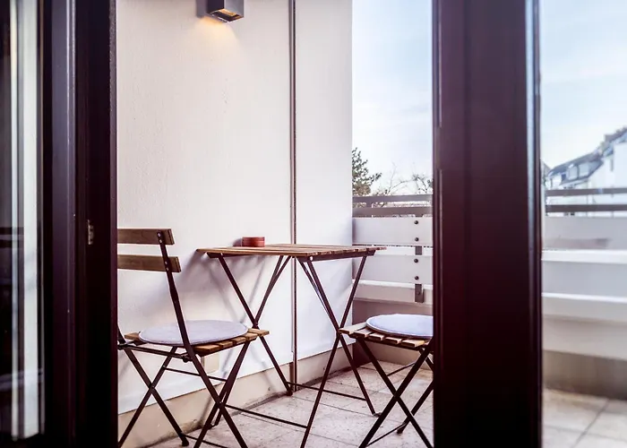 Apartment Hochwertig - Ruhig - Parkplatz - 15 Min Zur Messe Dusseldorf