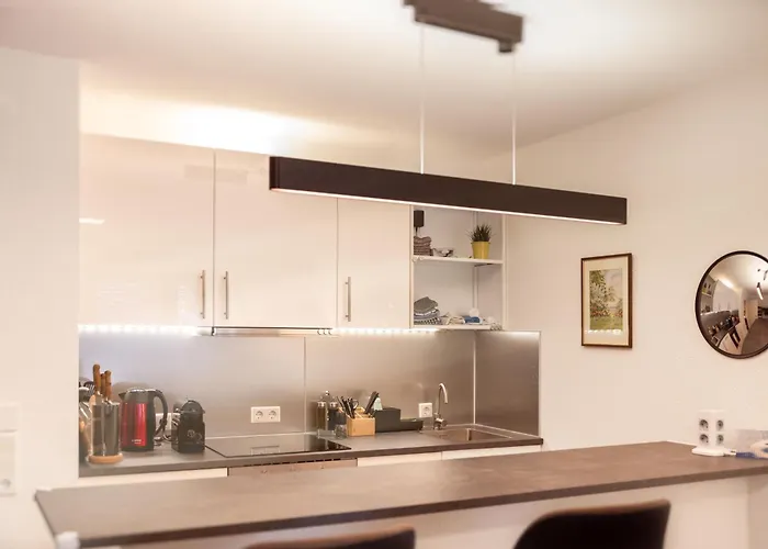 Hochwertig - Ruhig - Parkplatz - 15 Min Zur Messe Apartamento