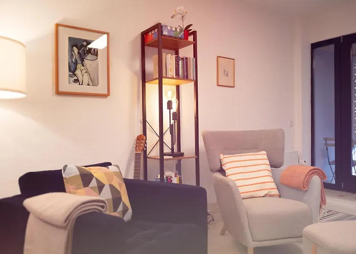 Apartment Hochwertig - Ruhig - Parkplatz - 15 Min Zur Messe *